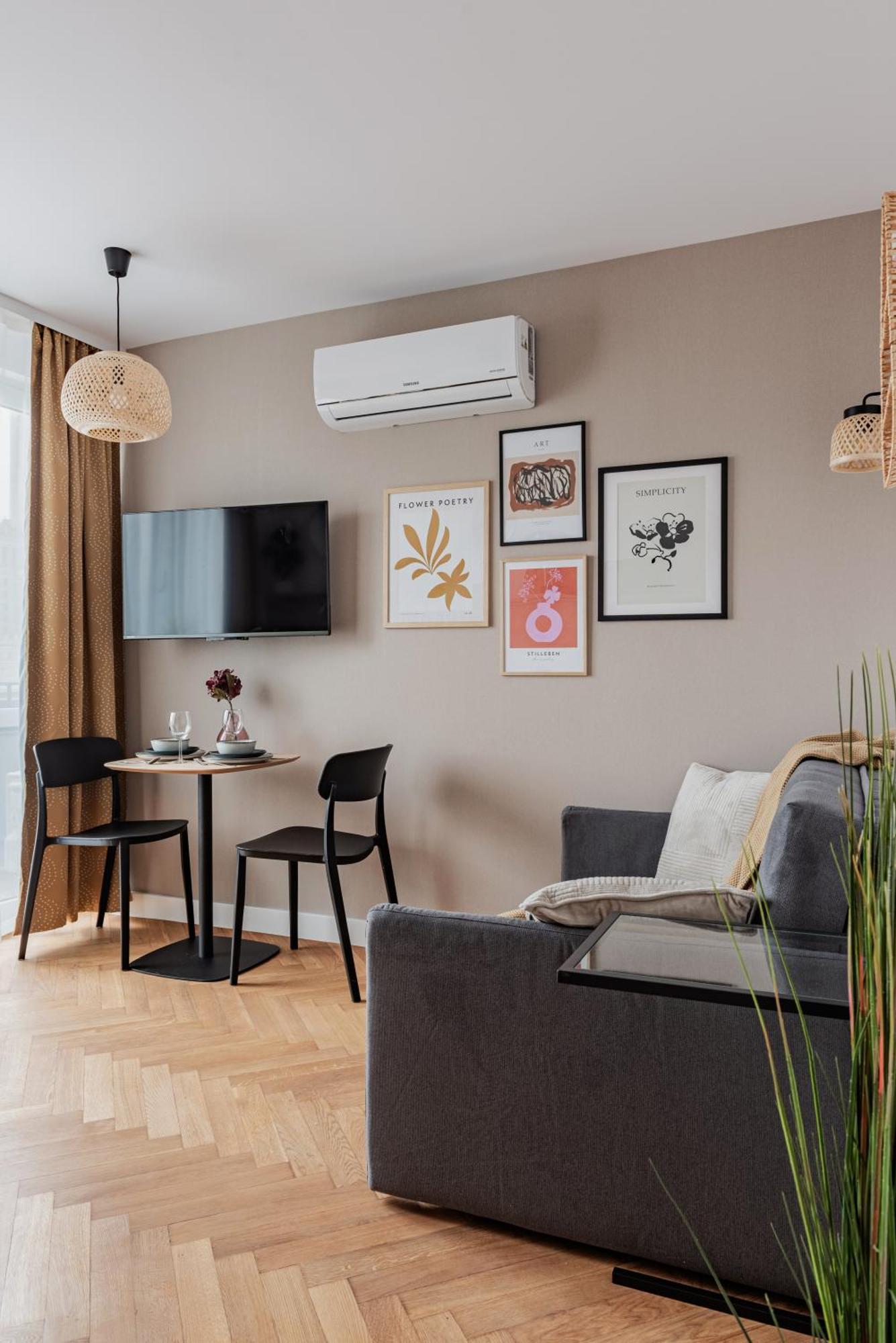 Apartments Modern City Centre Panska By Arrenda Varşova Dış mekan fotoğraf